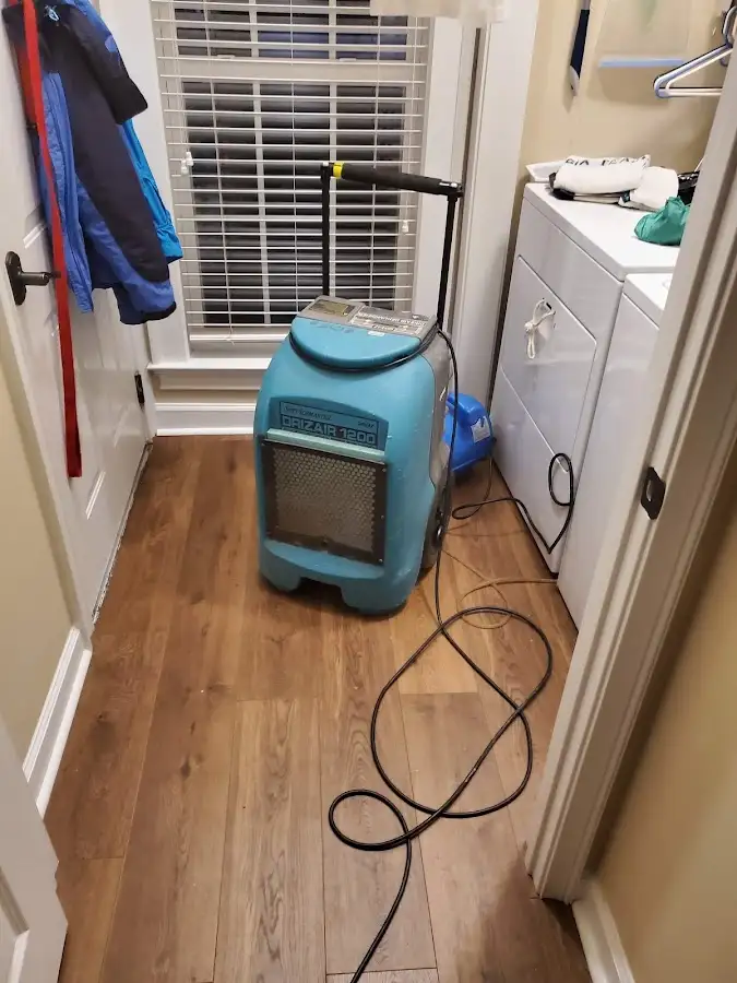 Commercial dehumidifier deployed for Crawl Space Restoration in Winterville